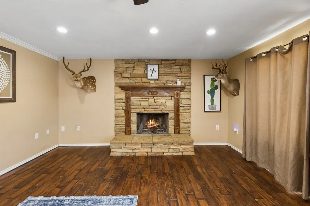 2986 Vz County Road 3208 Wills Point, TX 75169