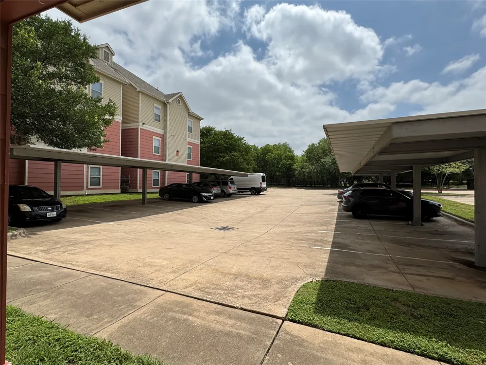1901 Crossing Place #1101 Austin, TX 78741