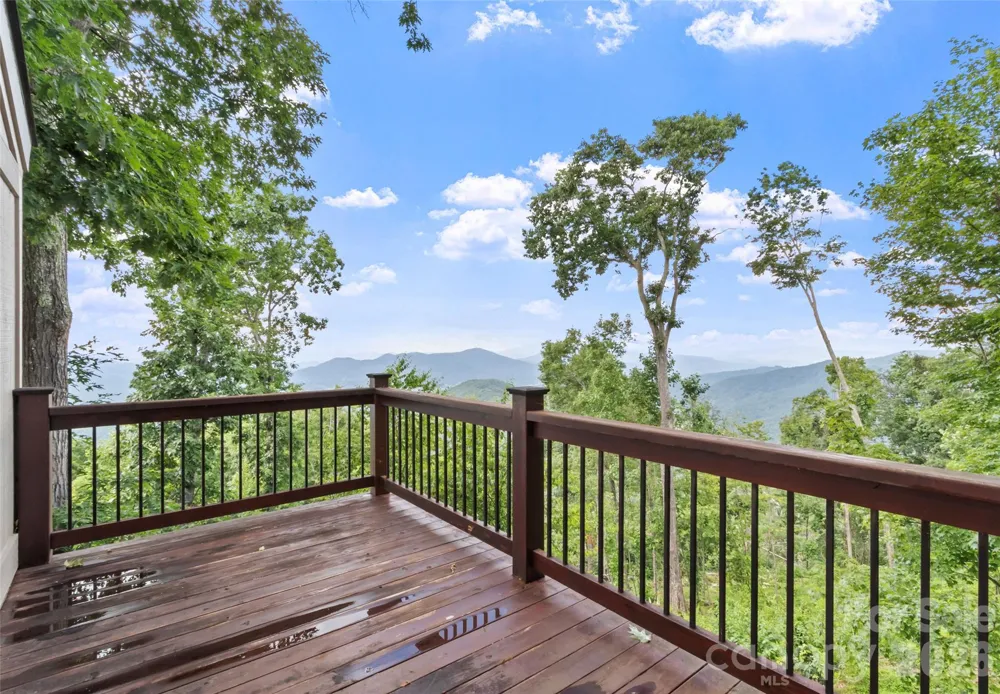 337 Rhododendron Lane Burnsville, NC 28714