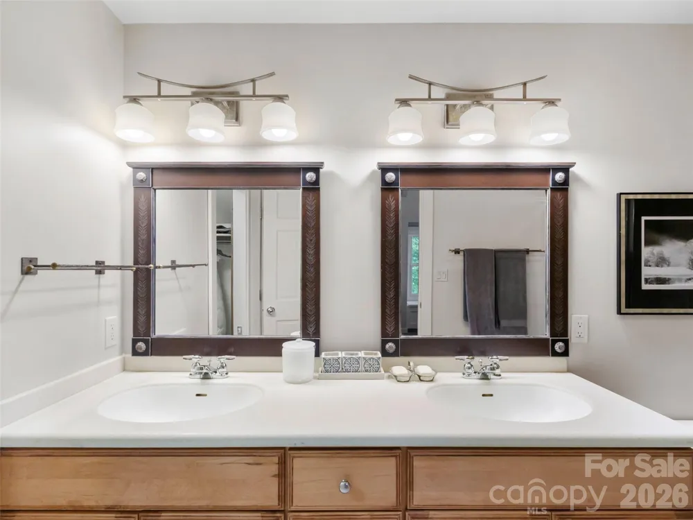 337 Rhododendron Lane Burnsville, NC 28714