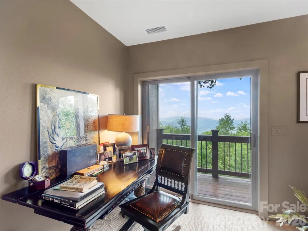 337 Rhododendron Lane Burnsville, NC 28714
