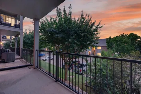 1805 Signal Ridge Place #1805