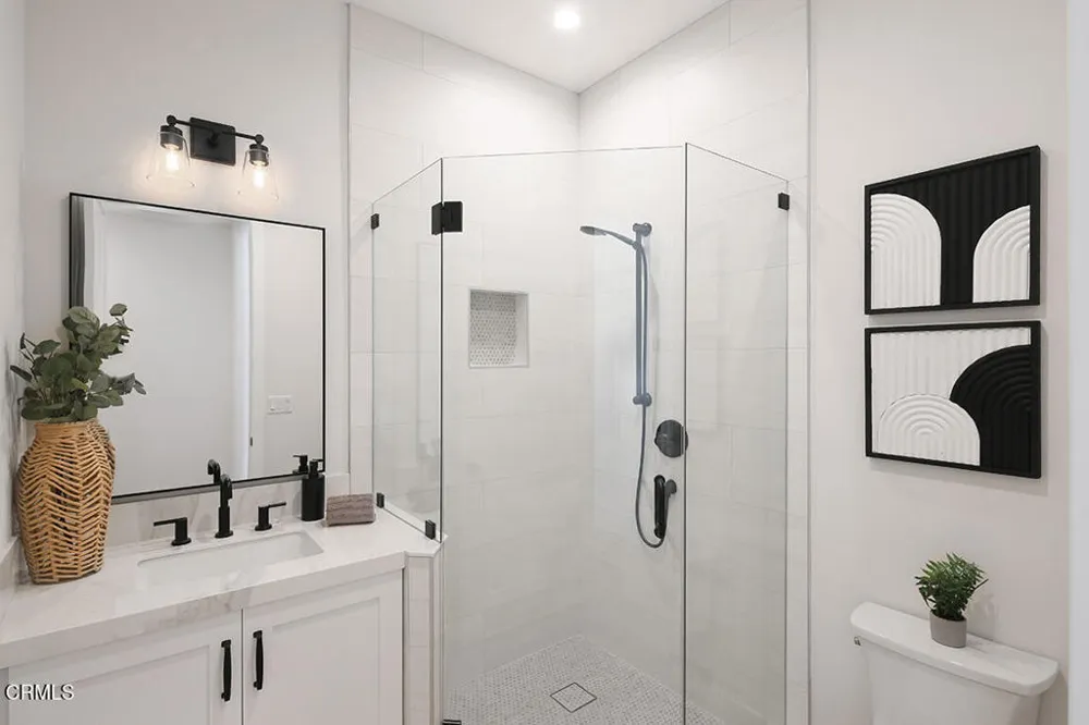 1048 Canyon Creek Place Escondido, CA 92025