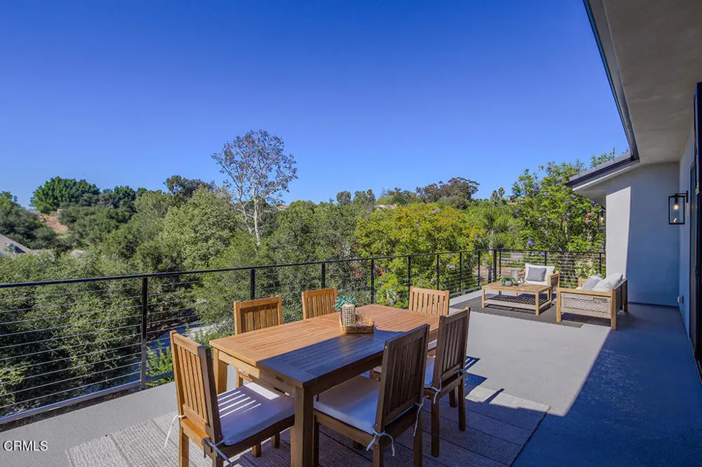 1048 Canyon Creek Place Escondido, CA 92025