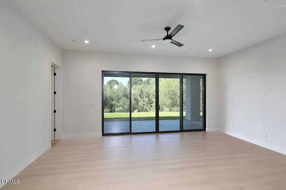 1048 Canyon Creek Place Escondido, CA 92025