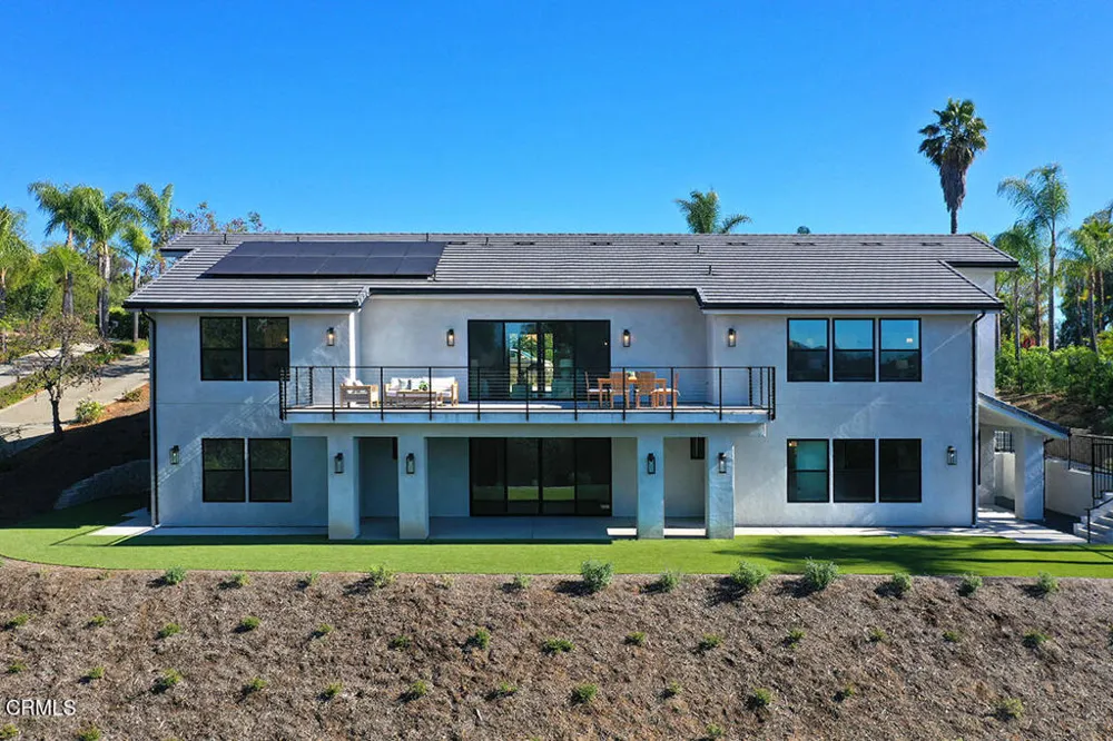 1048 Canyon Creek Place Escondido, CA 92025