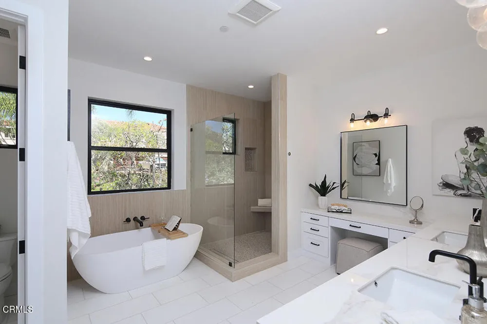 1048 Canyon Creek Place Escondido, CA 92025