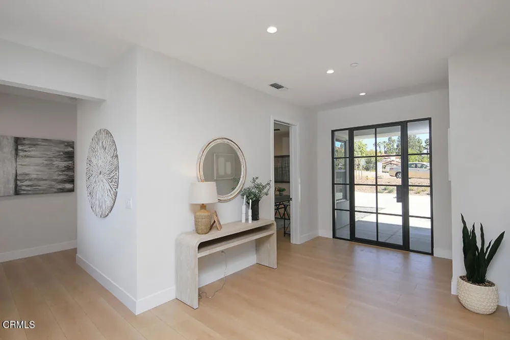 1048 Canyon Creek Place Escondido, CA 92025