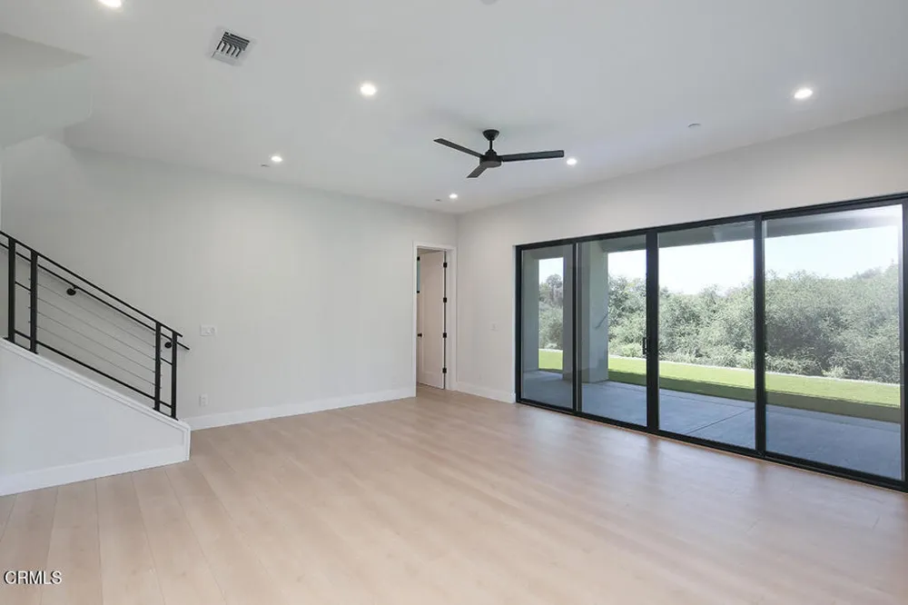 1048 Canyon Creek Place Escondido, CA 92025