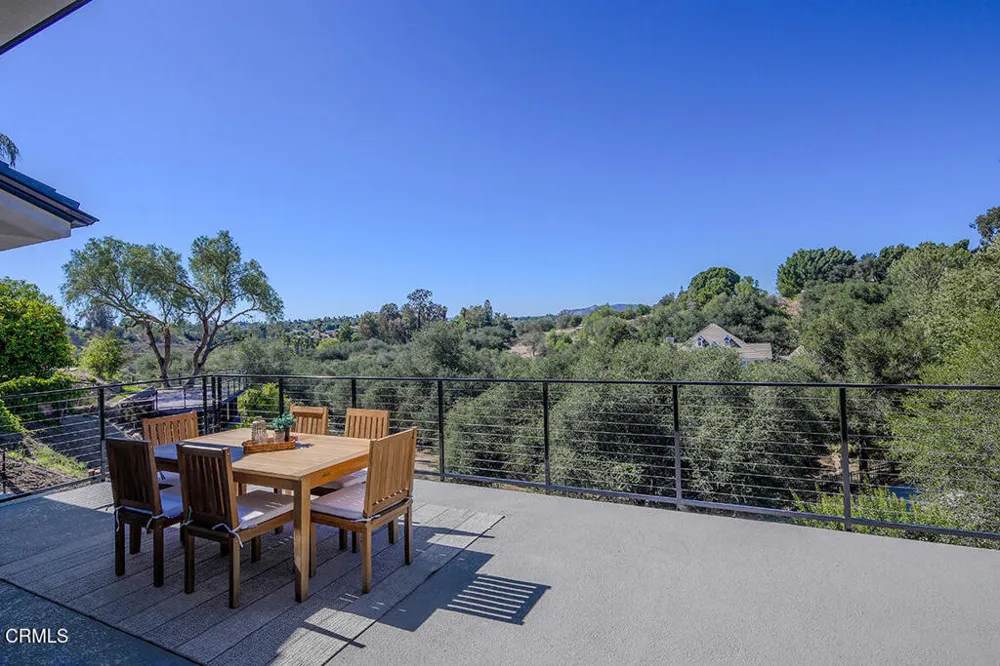 1048 Canyon Creek Place Escondido, CA 92025