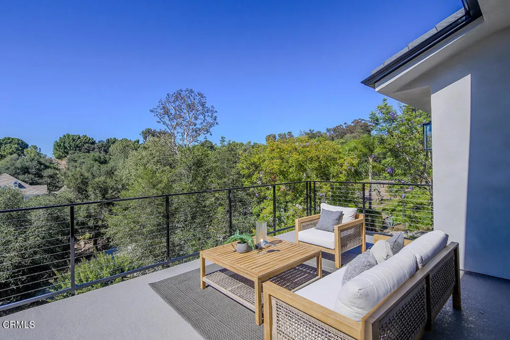 1048 Canyon Creek Place Escondido, CA 92025