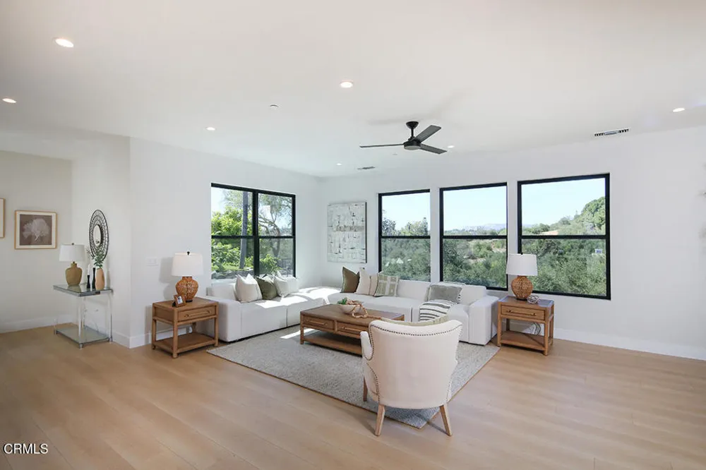 1048 Canyon Creek Place Escondido, CA 92025