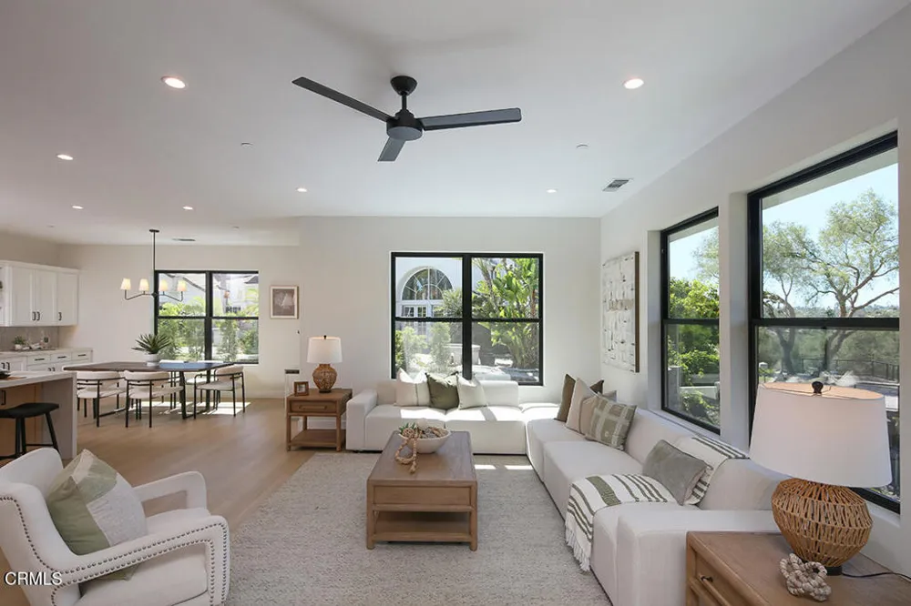 1048 Canyon Creek Place Escondido, CA 92025