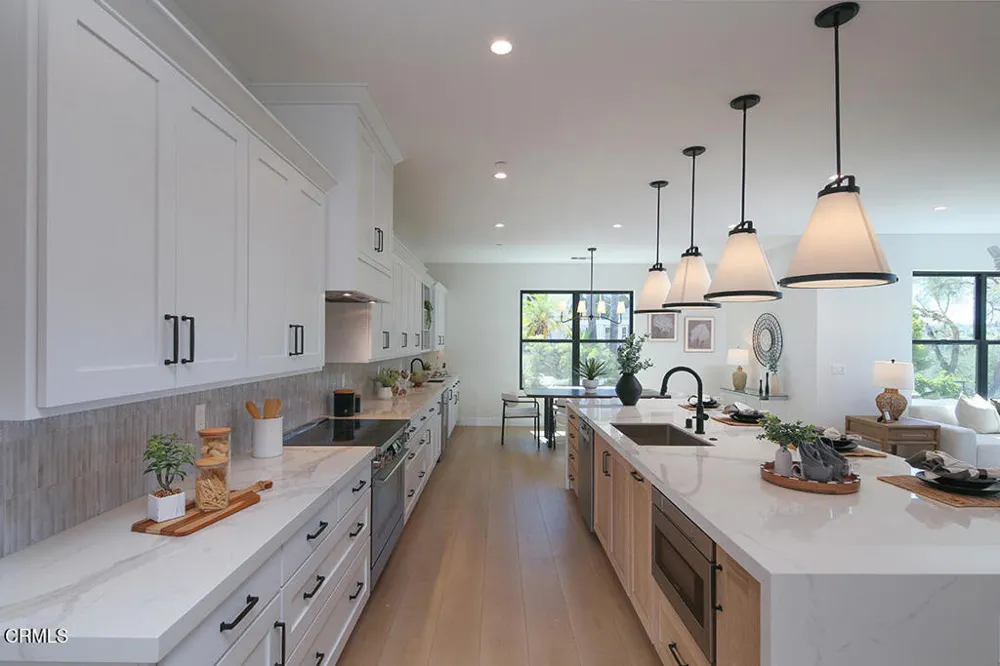 1048 Canyon Creek Place Escondido, CA 92025