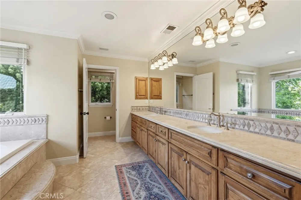 1206 3rd Street Manhattan Beach, CA 90266