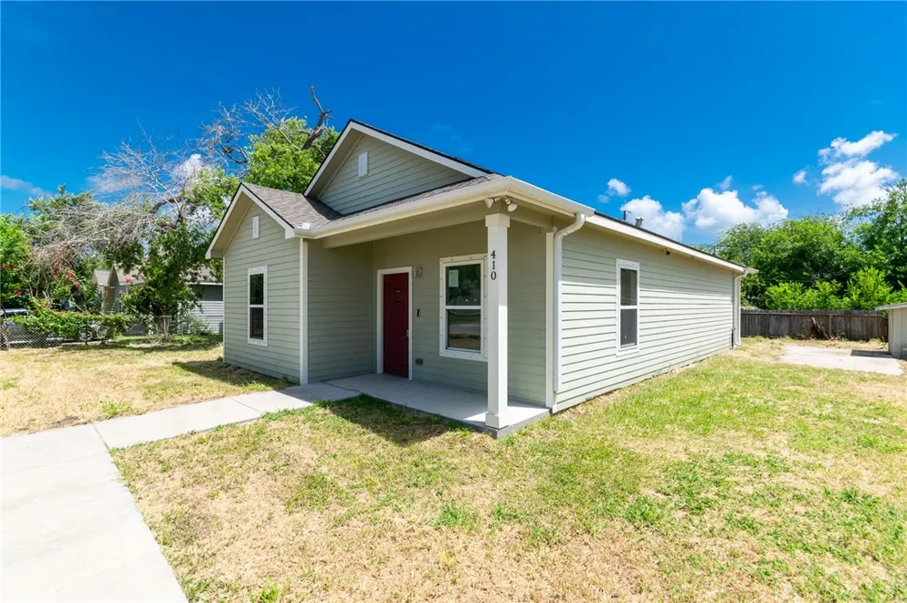 410 Hoover Street Taft, TX 78390