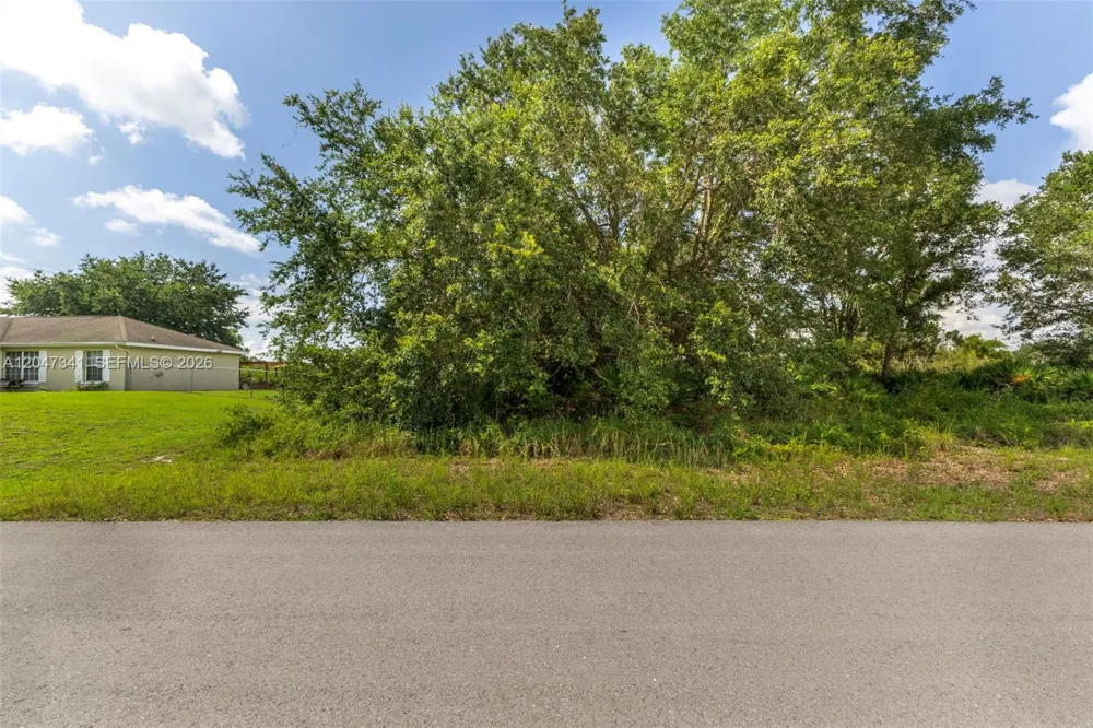 2501 57th Street West Lehigh Acres, FL 33971