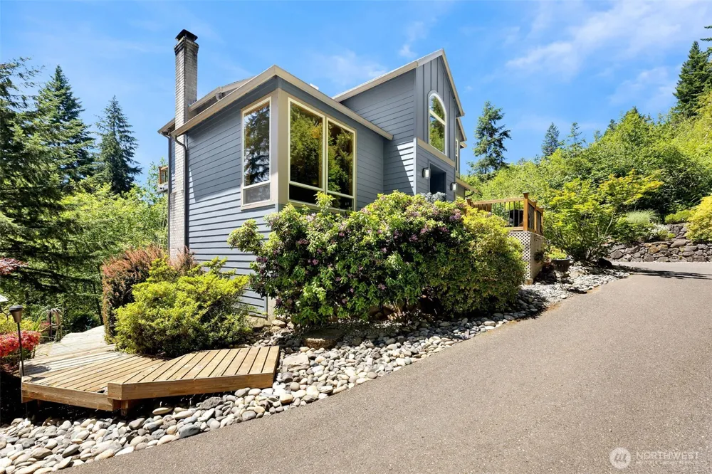 15212 NE Winsor Drive Brush Prairie, WA 98606