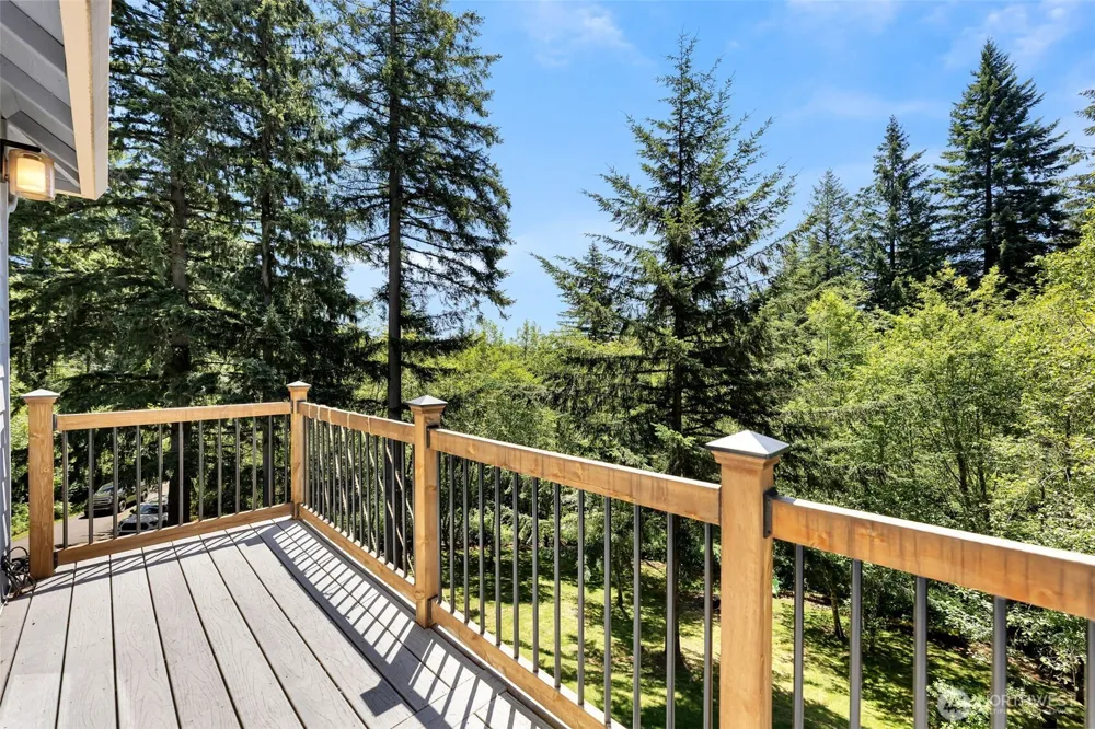 15212 NE Winsor Drive Brush Prairie, WA 98606