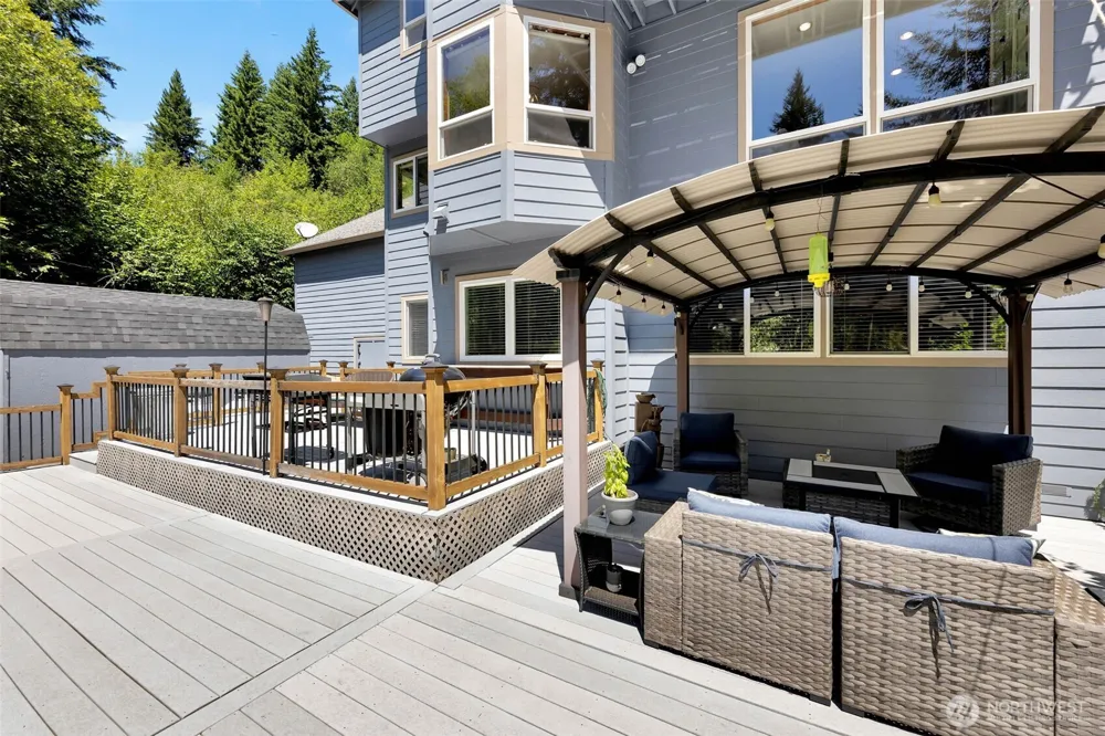 15212 NE Winsor Drive Brush Prairie, WA 98606