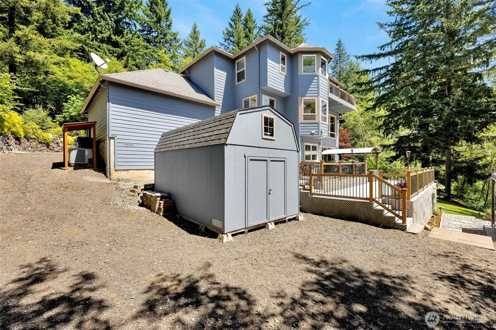 15212 NE Winsor Drive Brush Prairie, WA 98606