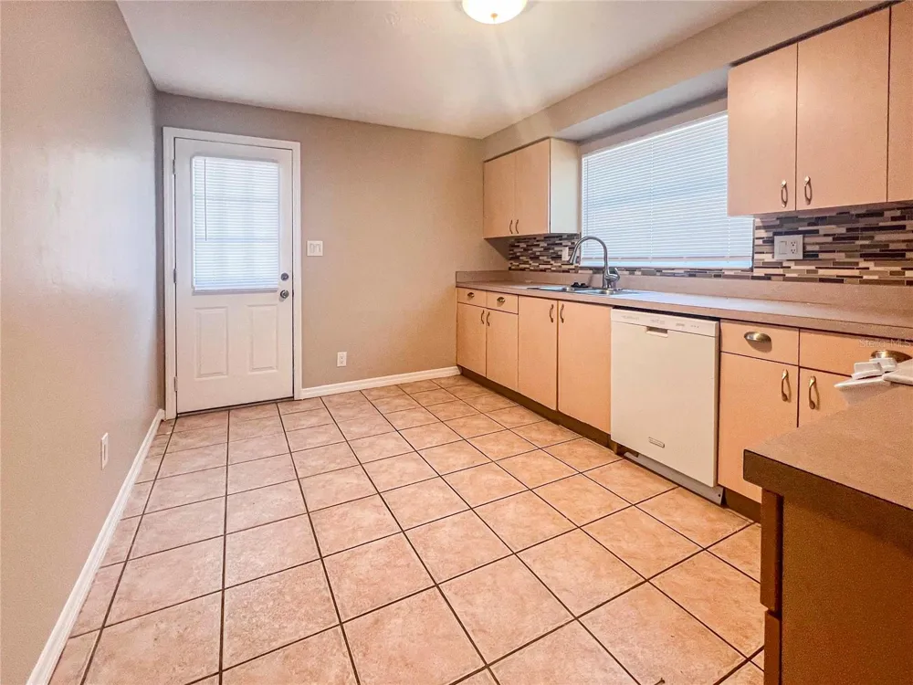 2137 ROSELAWN STREET #A Sarasota, FL 34231