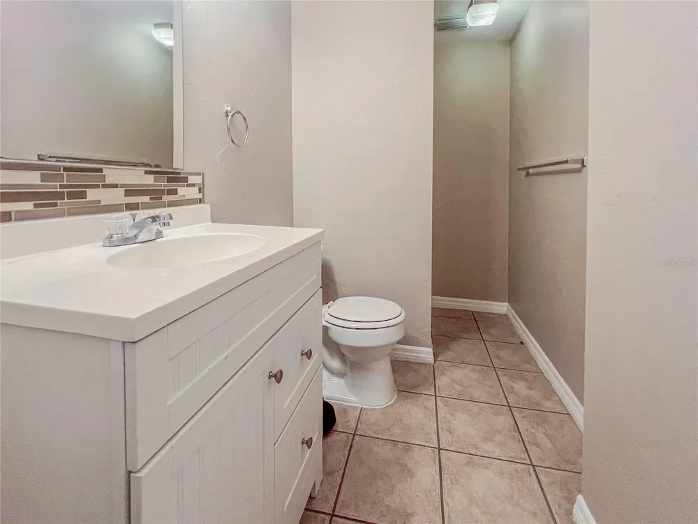2137 ROSELAWN STREET #A Sarasota, FL 34231