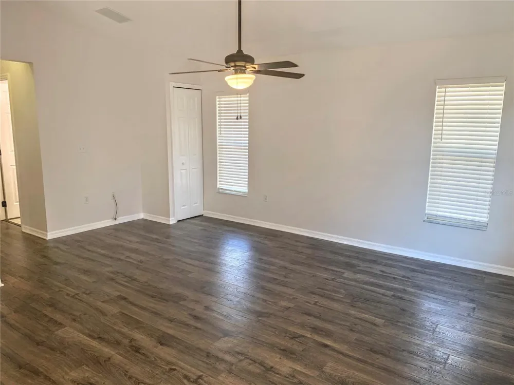 5440 KENSINGTON STREET Sarasota, FL 34232