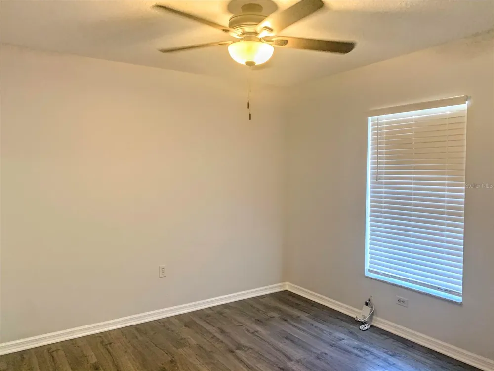 5440 KENSINGTON STREET Sarasota, FL 34232