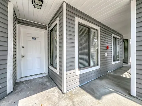 2234 STONINGTON AVENUE #2234