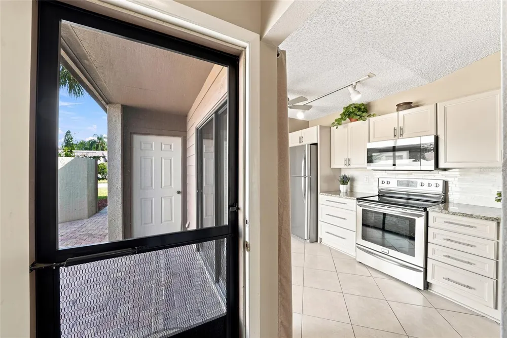 3446 BEEKMAN PLACE #50 Sarasota, FL 34235