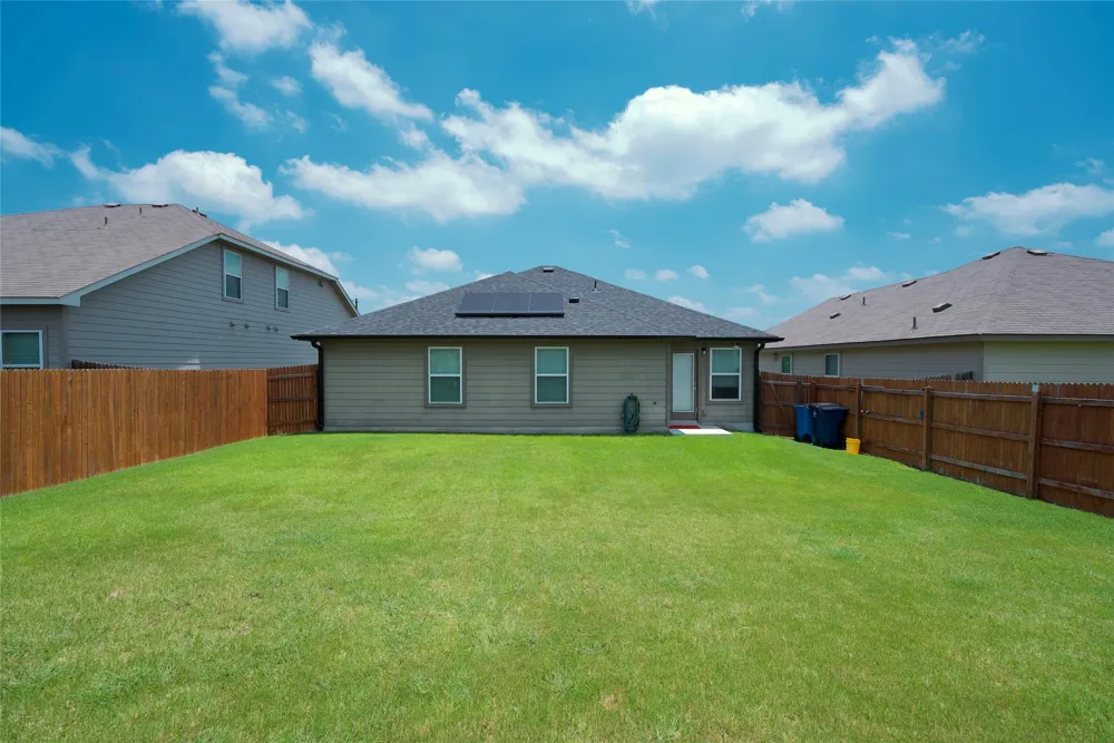 1041 Dumfries Drive Seguin, TX 78155