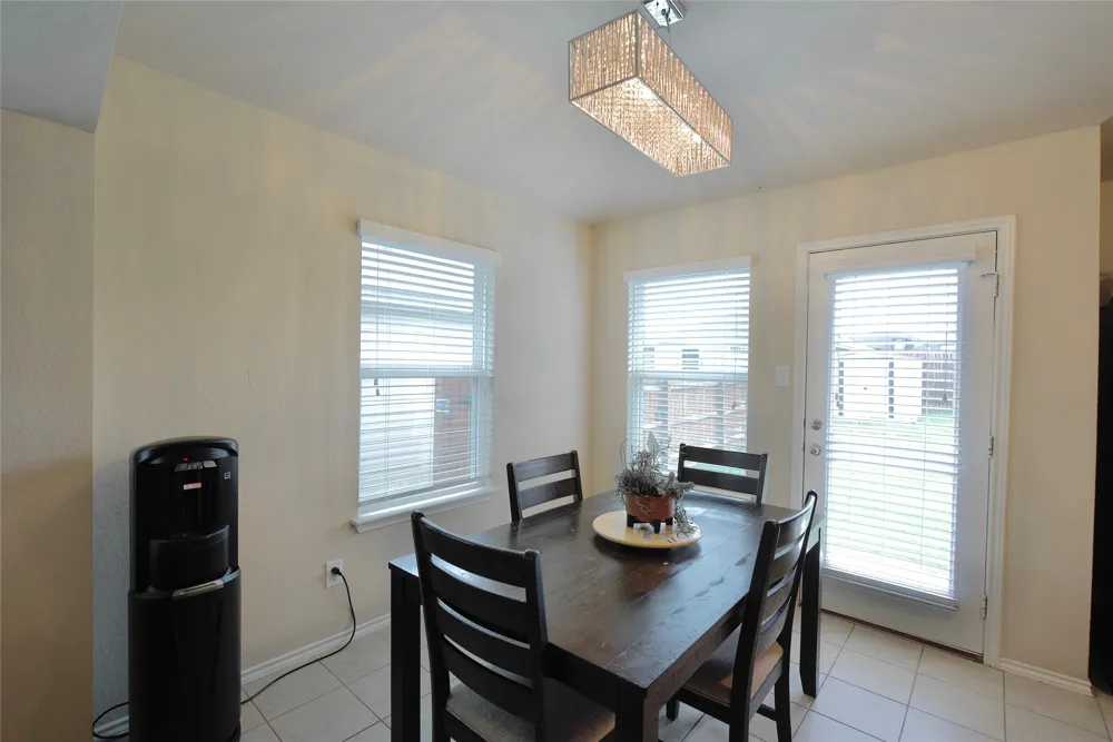1041 Dumfries Drive Seguin, TX 78155