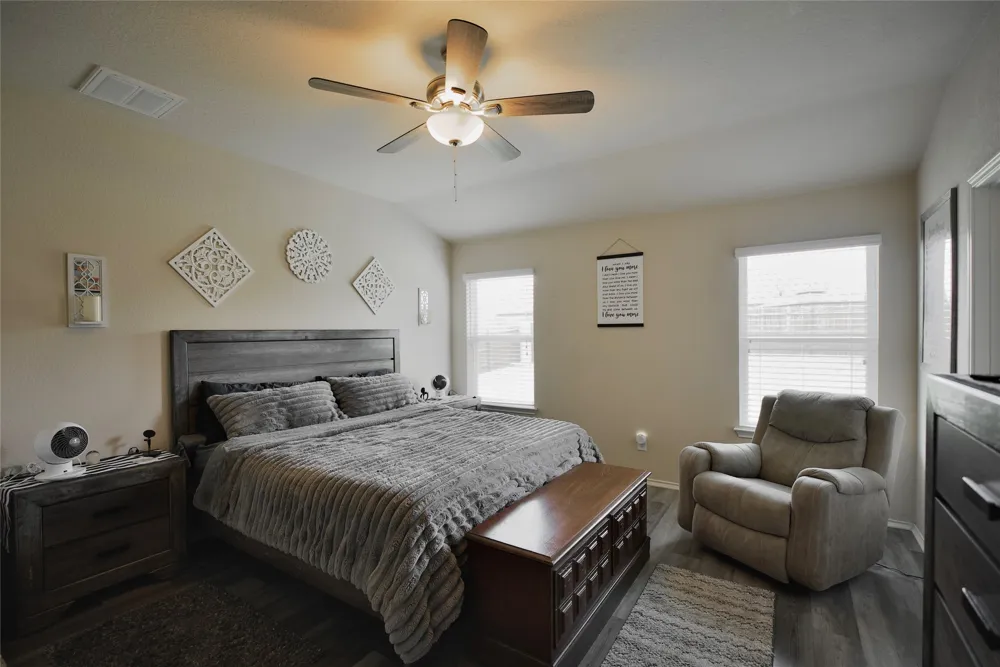 1041 Dumfries Drive Seguin, TX 78155