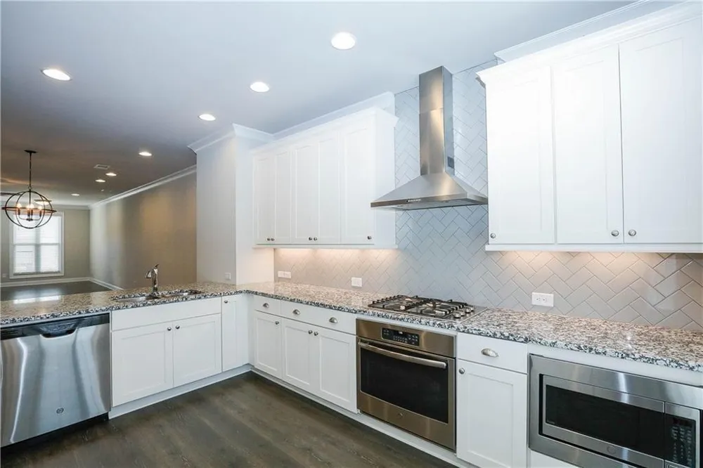 2117 Parkside Glen View Duluth, GA 30097