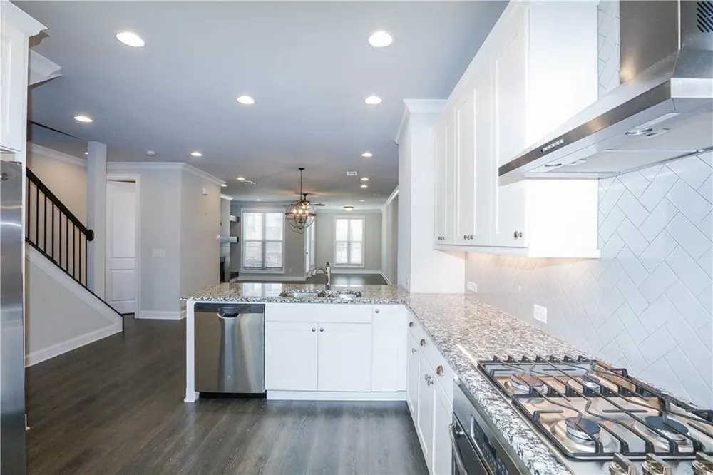 2117 Parkside Glen View Duluth, GA 30097
