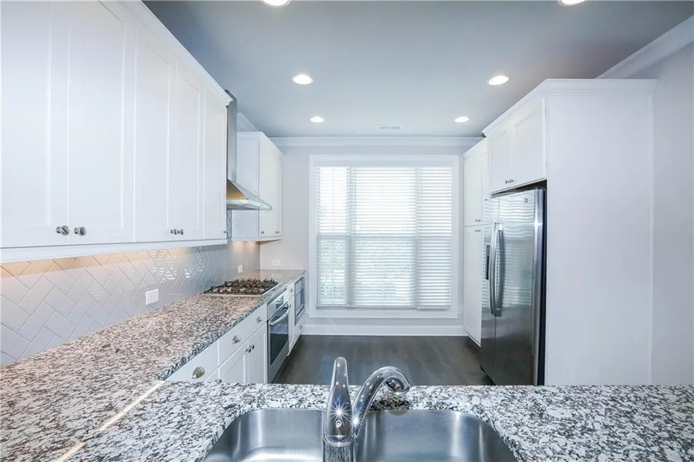 2117 Parkside Glen View Duluth, GA 30097