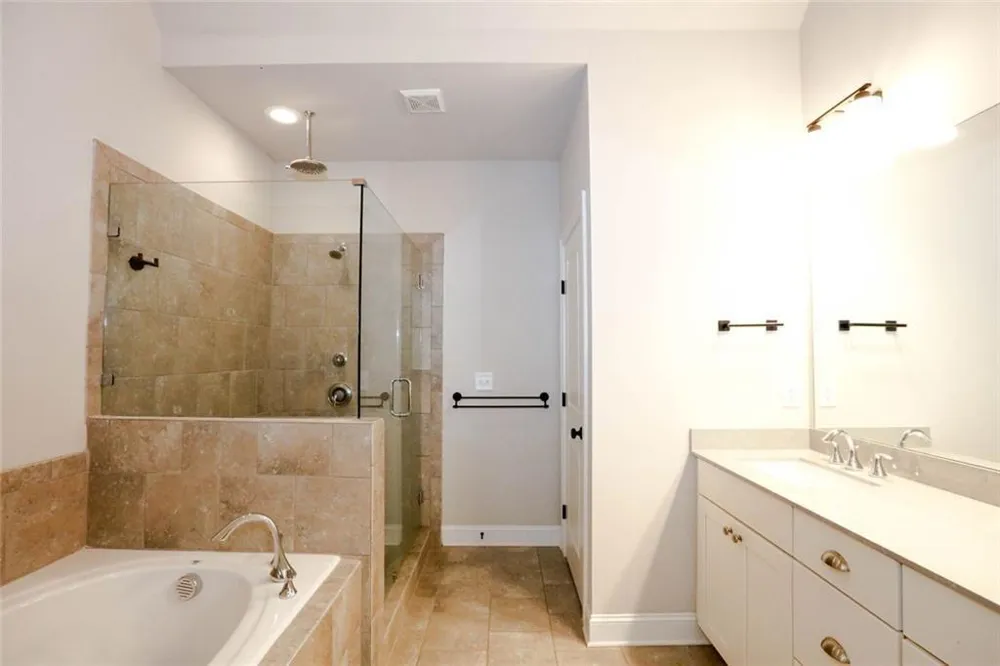 2117 Parkside Glen View Duluth, GA 30097