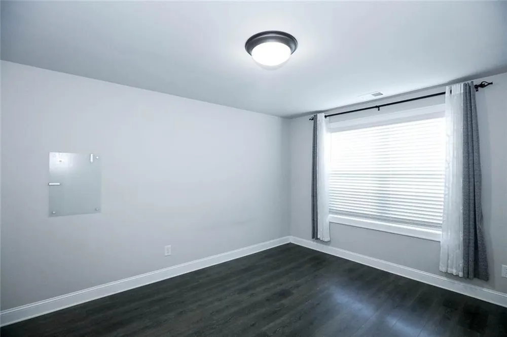 2117 Parkside Glen View Duluth, GA 30097