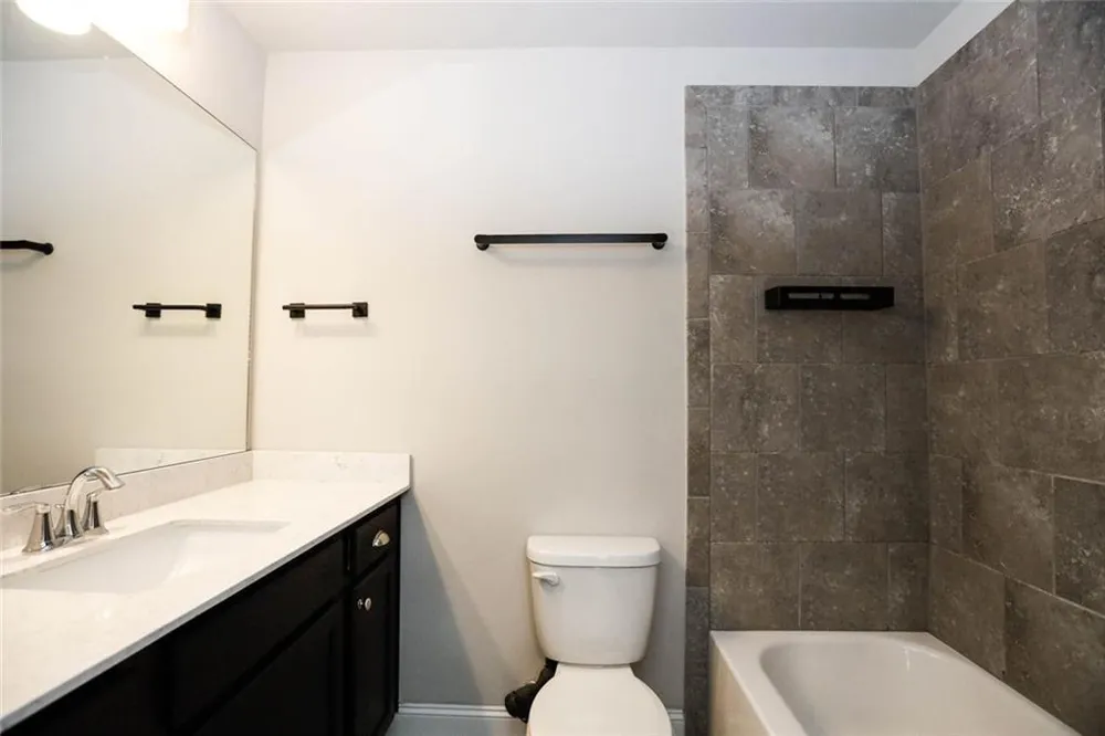 2117 Parkside Glen View Duluth, GA 30097
