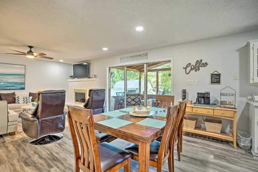 108 Camino Robles Street Gun Barrel City, TX 75156