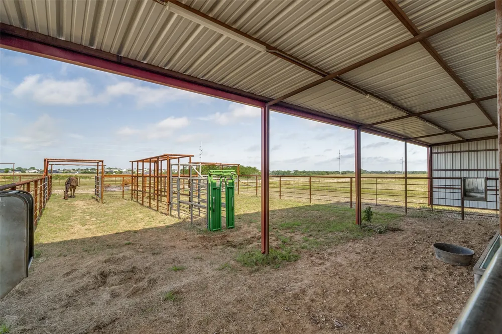 6825 Fm 920 Weatherford, TX 76088