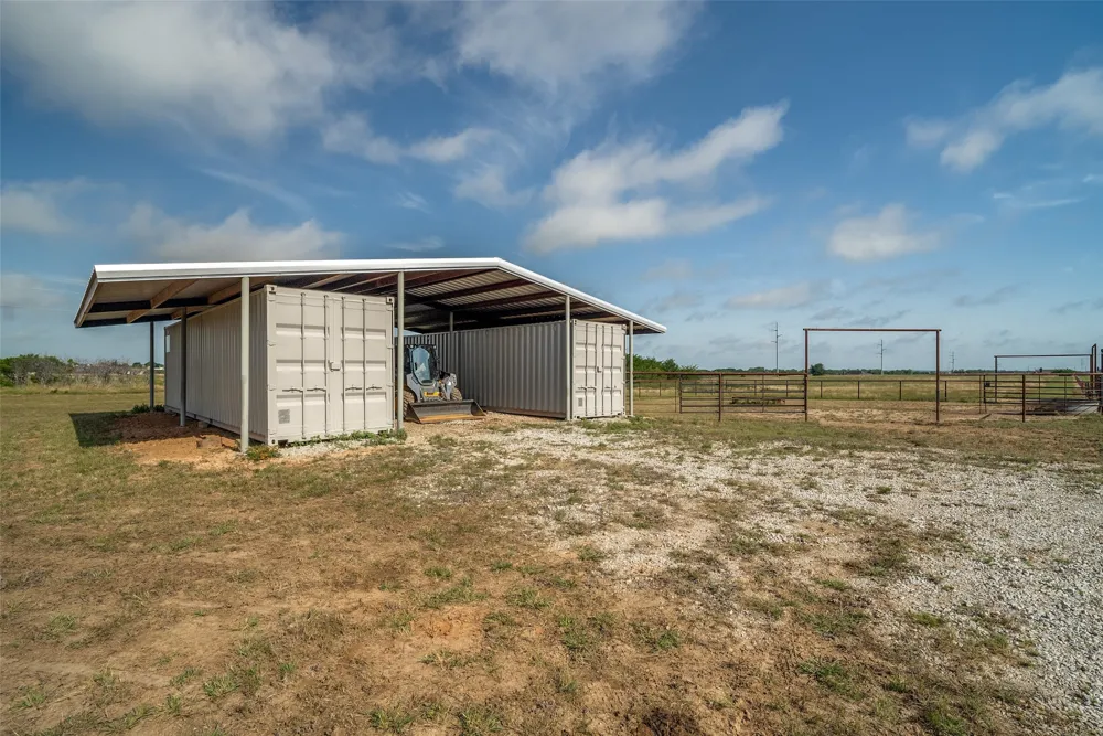 6825 Fm 920 Weatherford, TX 76088