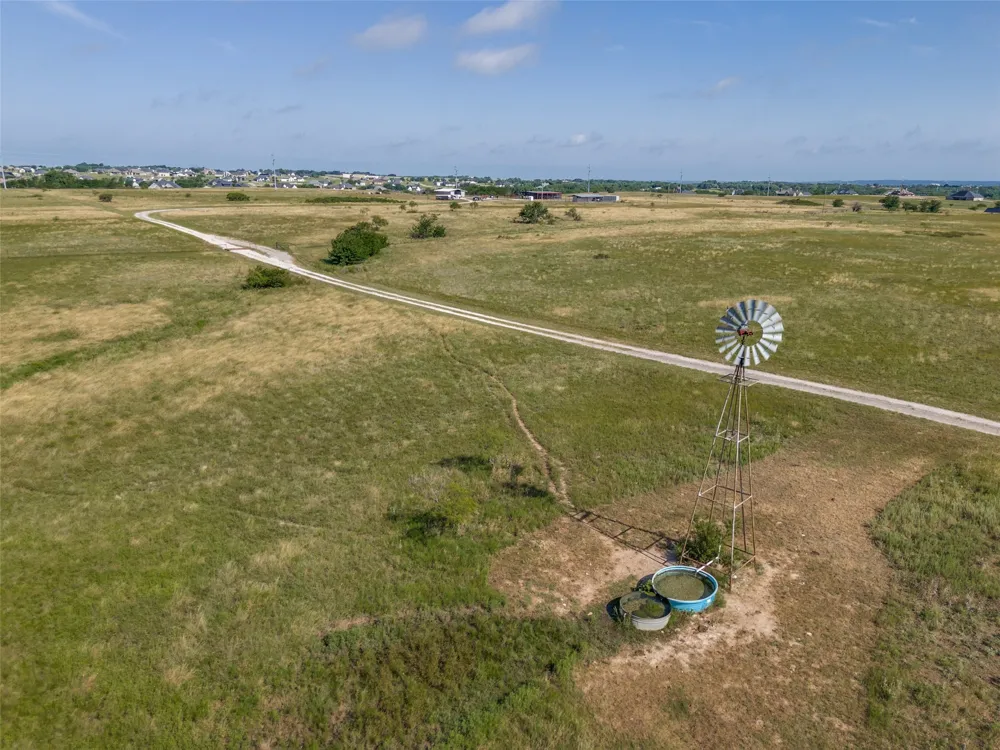 6825 Fm 920 Weatherford, TX 76088