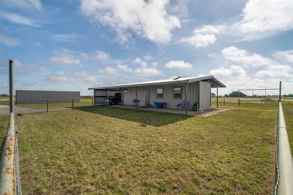 6825 Fm 920 Weatherford, TX 76088