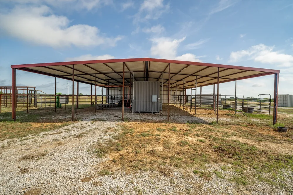 6825 Fm 920 Weatherford, TX 76088