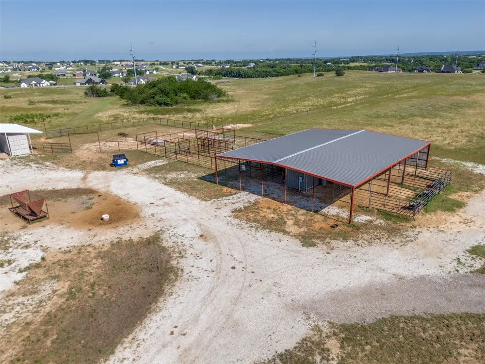 6825 Fm 920 Weatherford, TX 76088