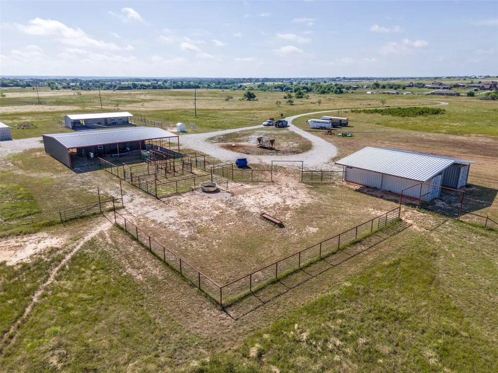 6825 Fm 920 Weatherford, TX 76088