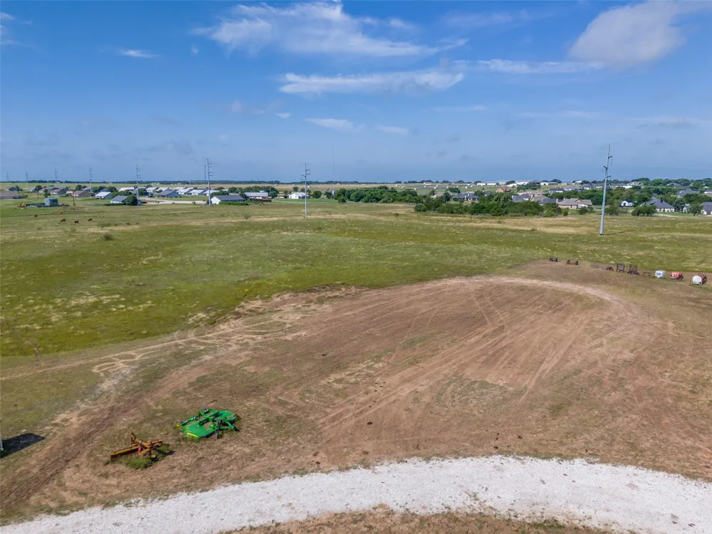 6825 Fm 920 Weatherford, TX 76088