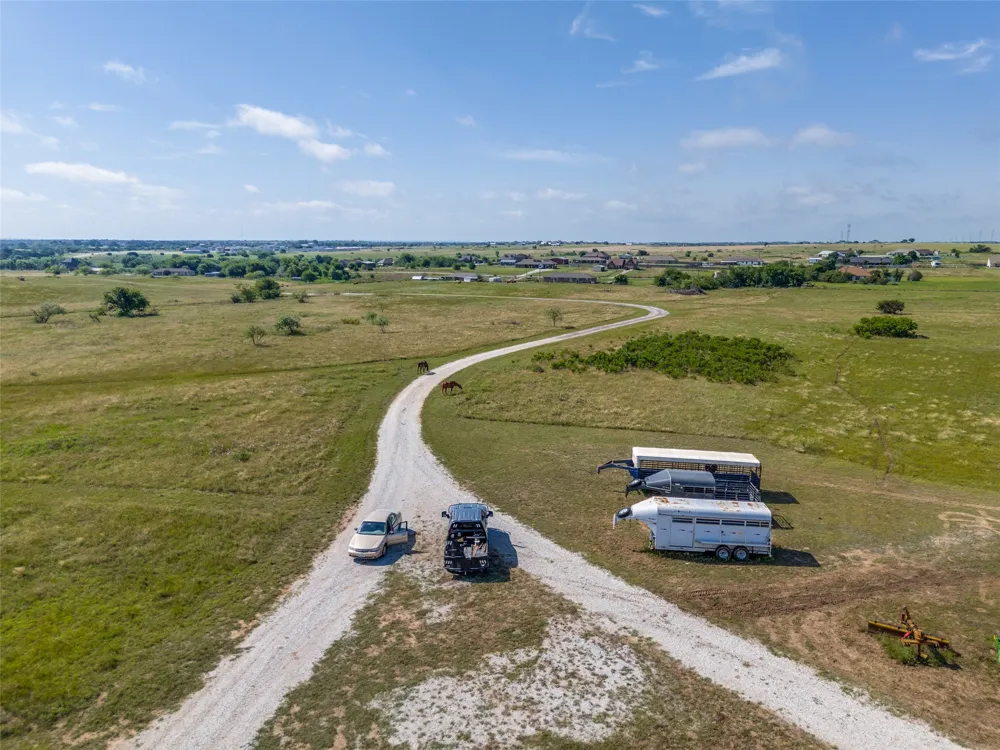 6825 Fm 920 Weatherford, TX 76088